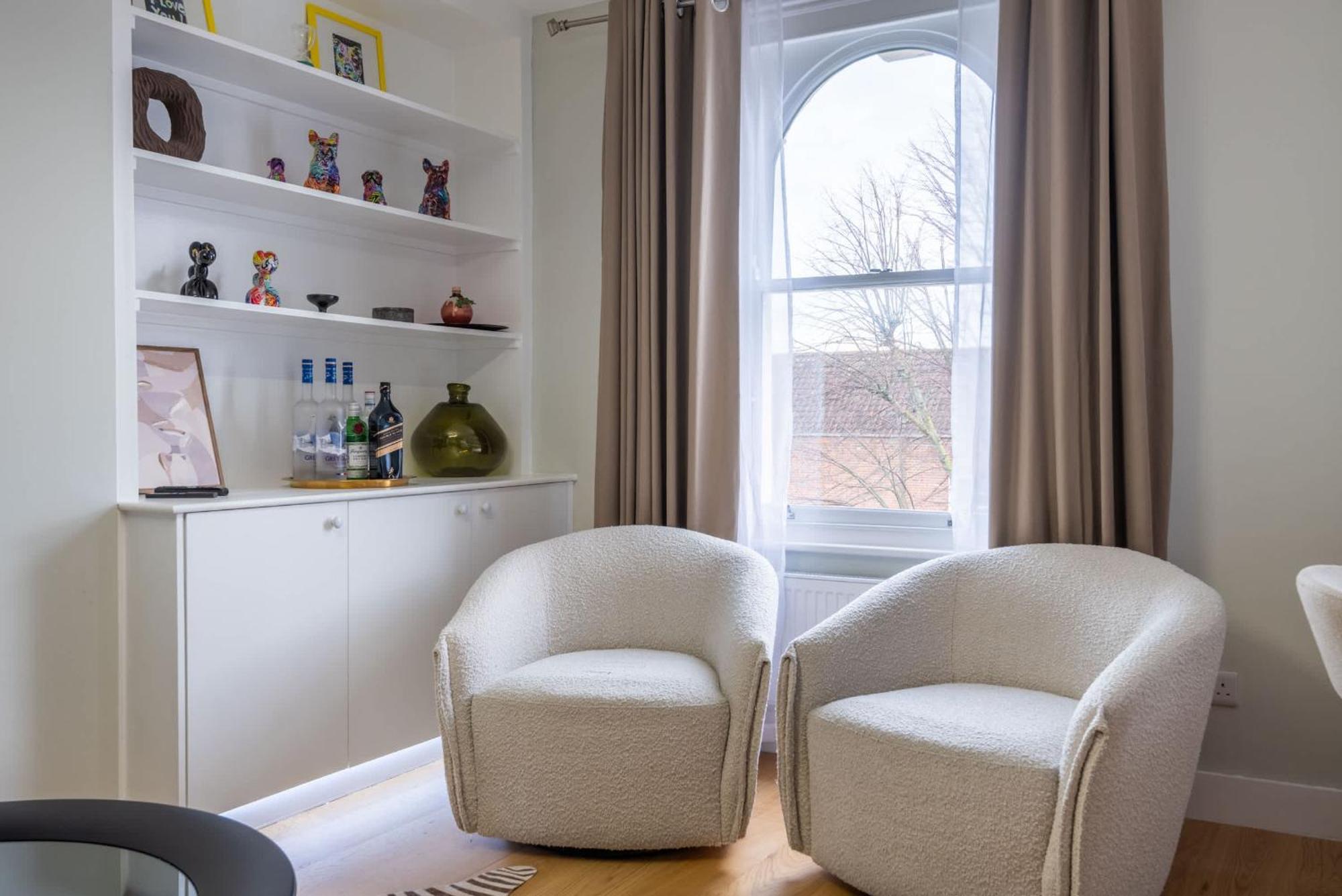 Elegant Designer On Abbey Road St Johns Wood Apartment *