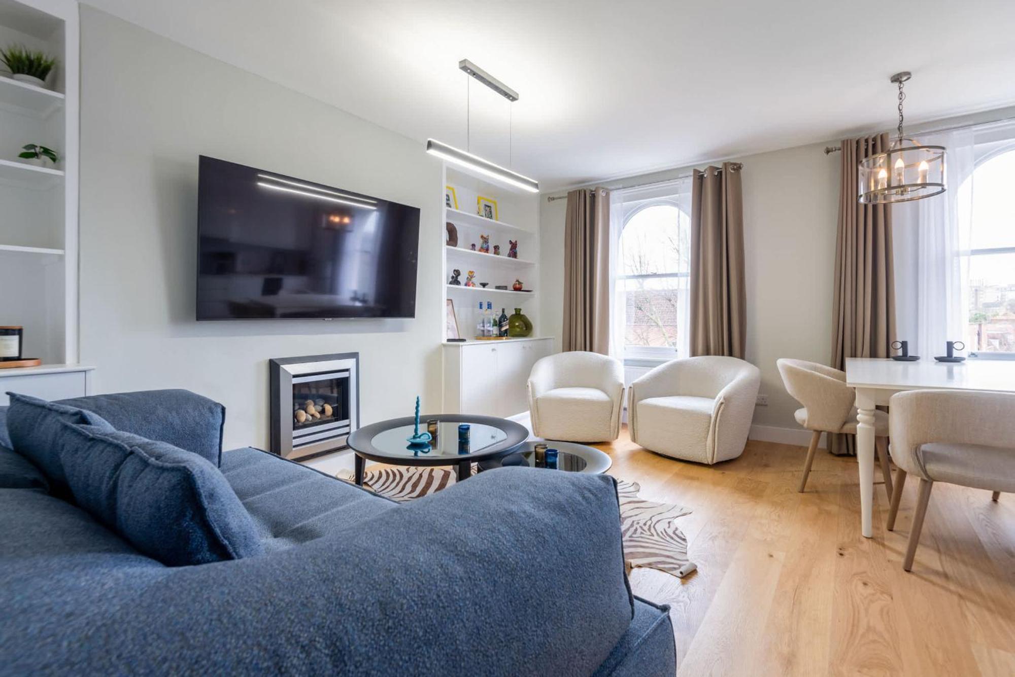 Elegant Designer On Abbey Road St Johns Wood London