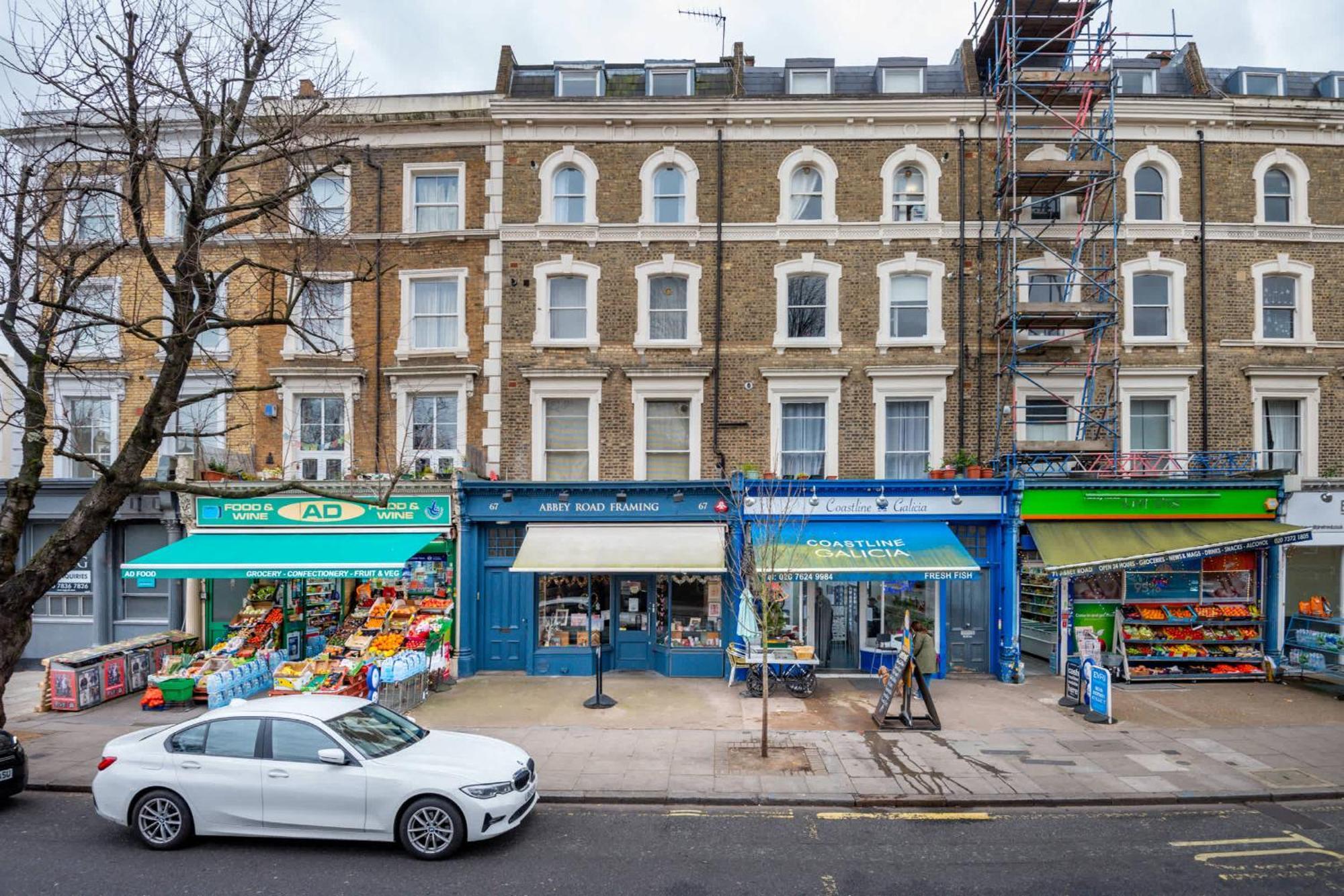 Elegant Designer On Abbey Road St Johns Wood Apartment