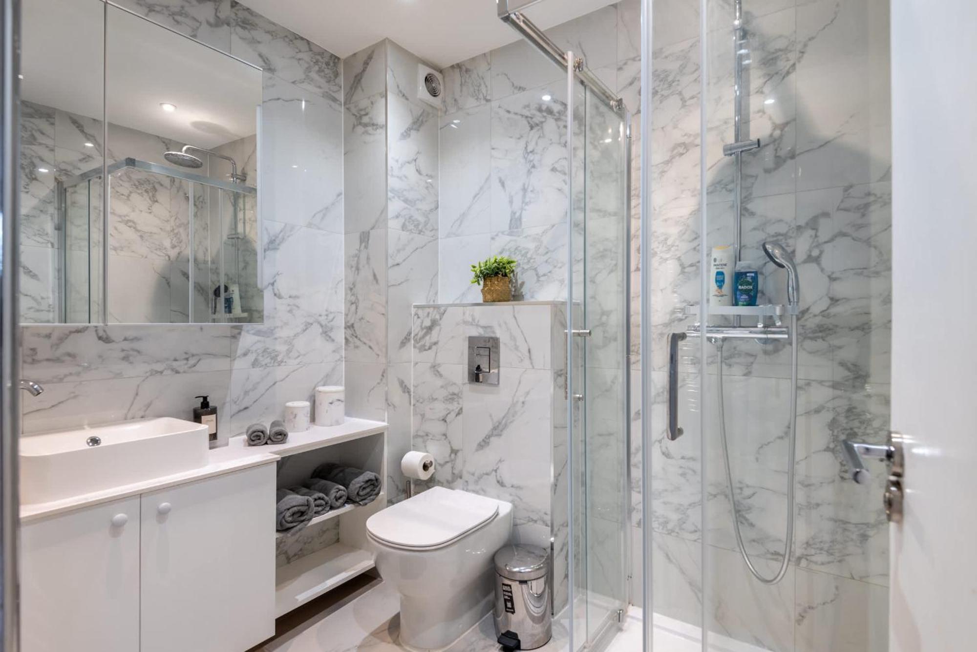 Apartment Elegant Designer On Abbey Road St Johns Wood